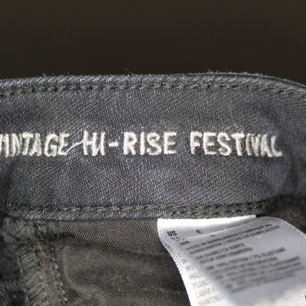 ✨2/$20 American Eagle Vintage Hi Rise Festival Jean Shorts Black Distressed Sz 0 - Picture 10 of 12